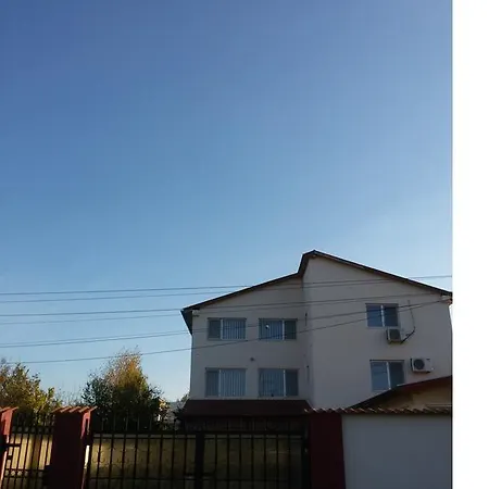 Comfort ゲストハウス ブカレスト