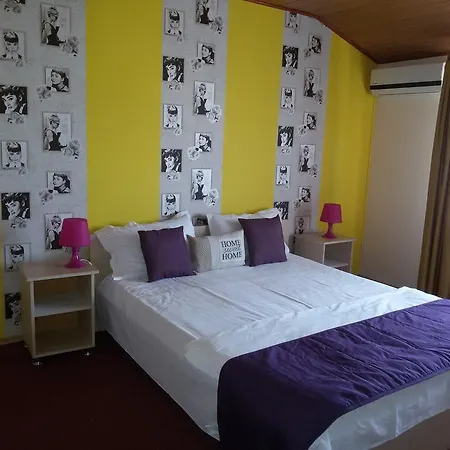 Konukevi Comfort Bükreş