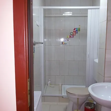 Comfort Konukevi Bükreş