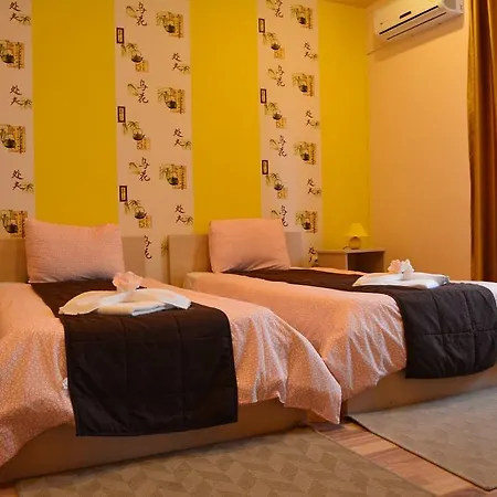 Konukevi Comfort Bükreş