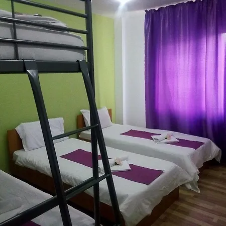 Konukevi Comfort Bükreş