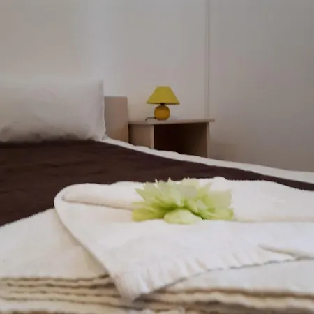 Comfort ゲストハウス ブカレスト